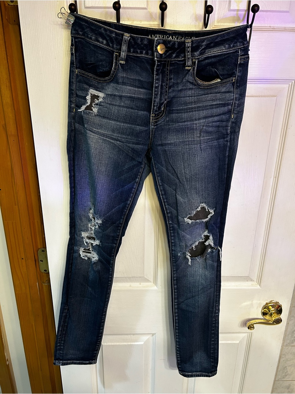 American Eagle Outfitters Distressed Dark Blue Skinny Jeans